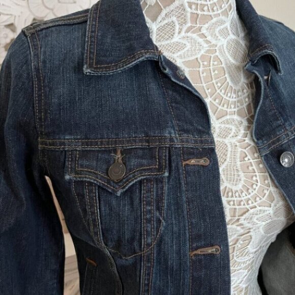 Old Navy Denim Jean Jacket - Picture 2 of 4